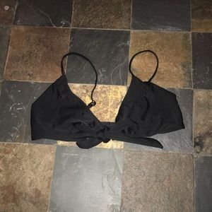 Black bikini top